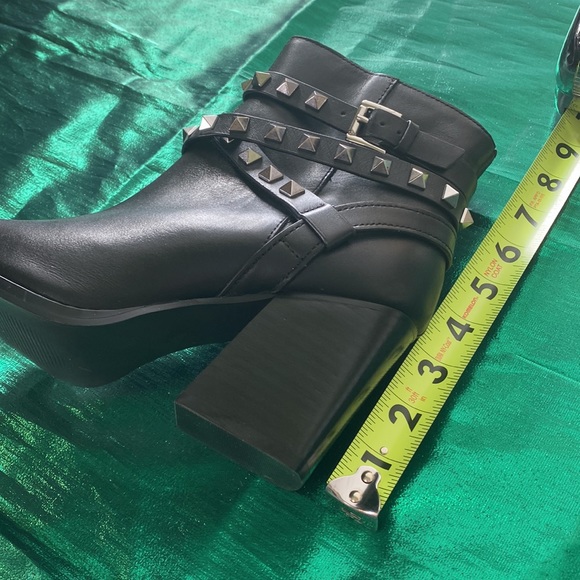 Steve Madden Cala black booties - Picture 7 of 7